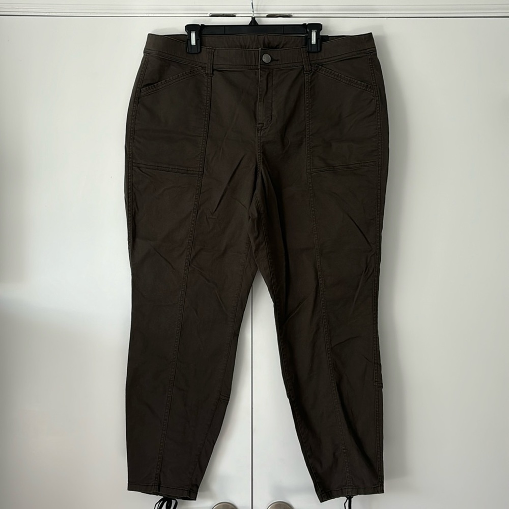 Lane Bryant Utility Twill Skinny Pant Lace-Back Stretch Black Olive Womens sz 18 - Picture 4 of 8
